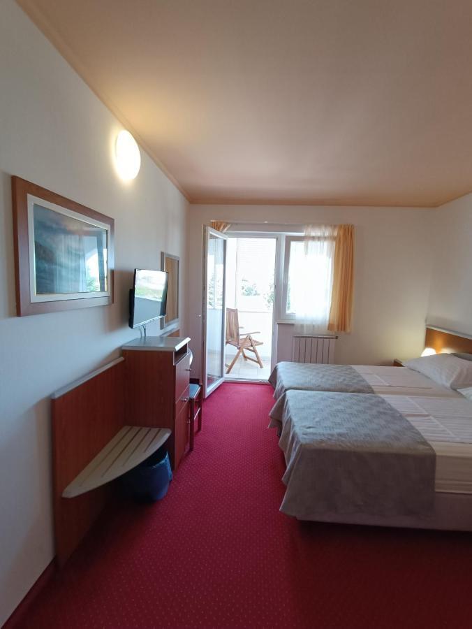 Hotel Holiday Hotel