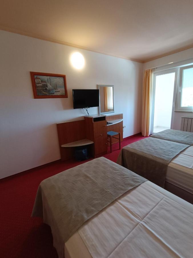 Hotel Holiday Hotel